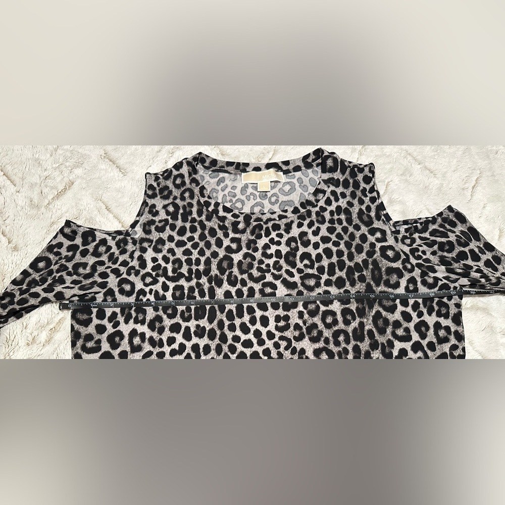 Michael Kors Leopard Print Cold Shoulder Long Sleeve Blouse - Picture 2 of 10